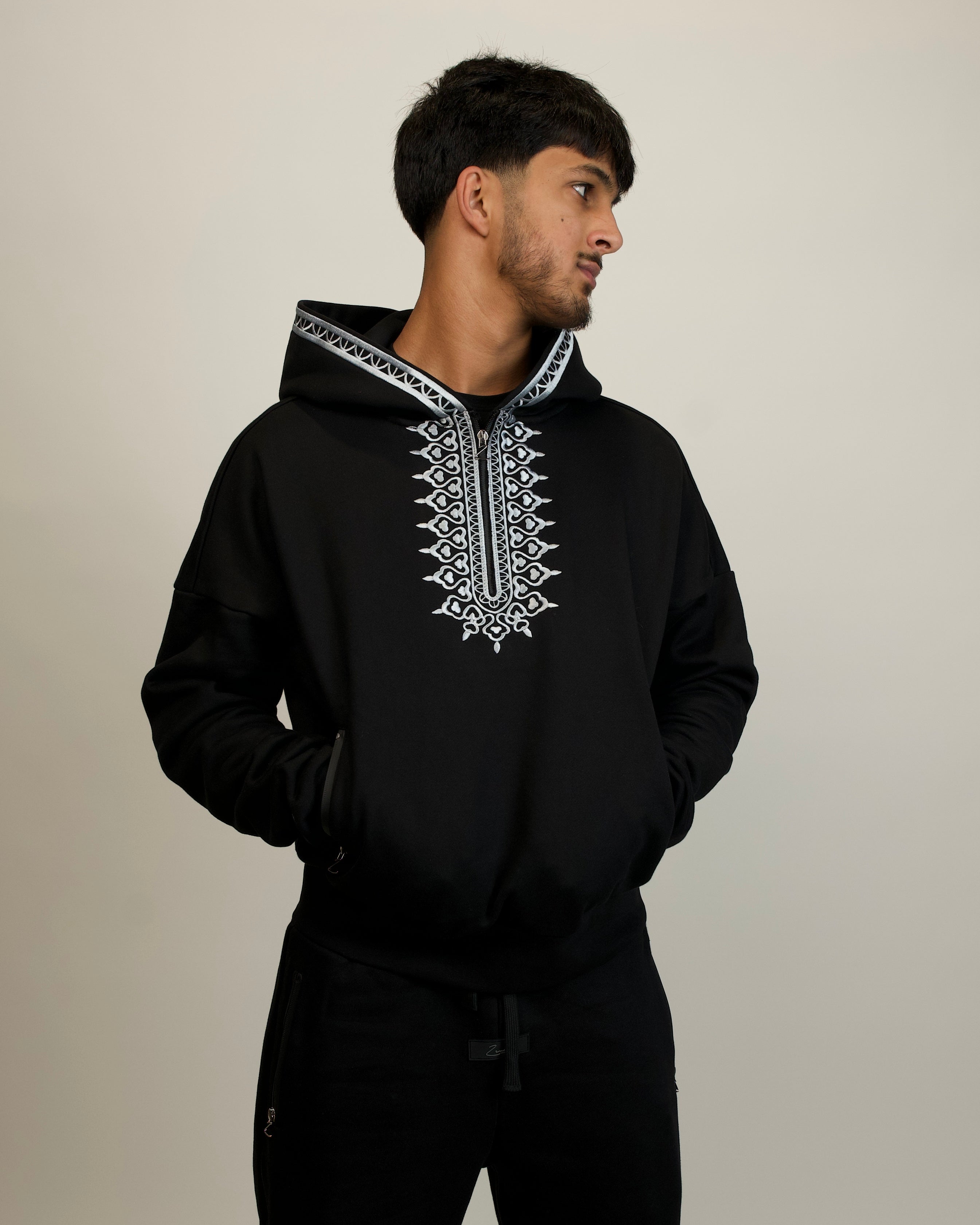 MEDINA SHADOWS OVERSIZED HOODIE